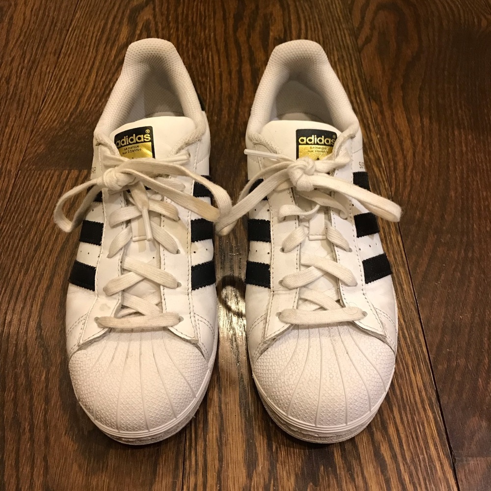 Adidas Superstar Sneakers